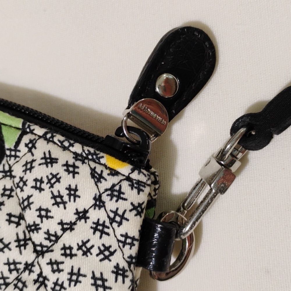 Euc Vera Bradley Patchwork Collection Wristlet - image 8